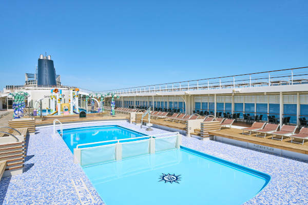 MSC Armonia Pool Deck